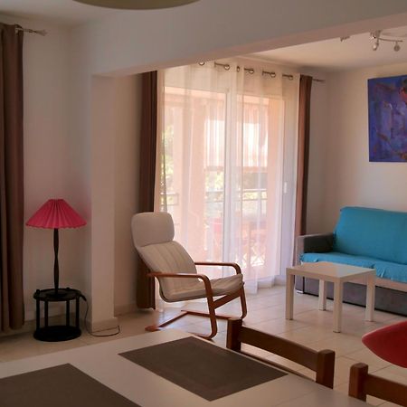 Appartement 60M2 - 2 Chambres A Une Minute Des Plages, Parking Prive سوسيه-لي-بان المظهر الخارجي الصورة