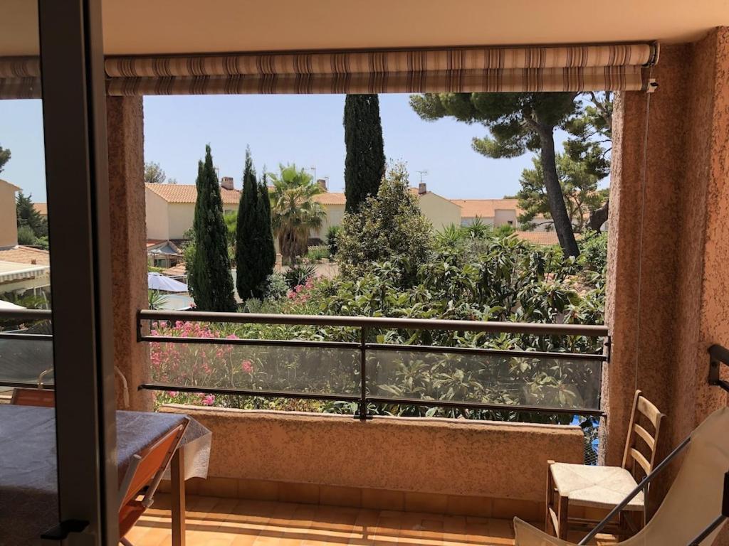 Appartement 60M2 - 2 Chambres A Une Minute Des Plages, Parking Prive سوسيه-لي-بان المظهر الخارجي الصورة