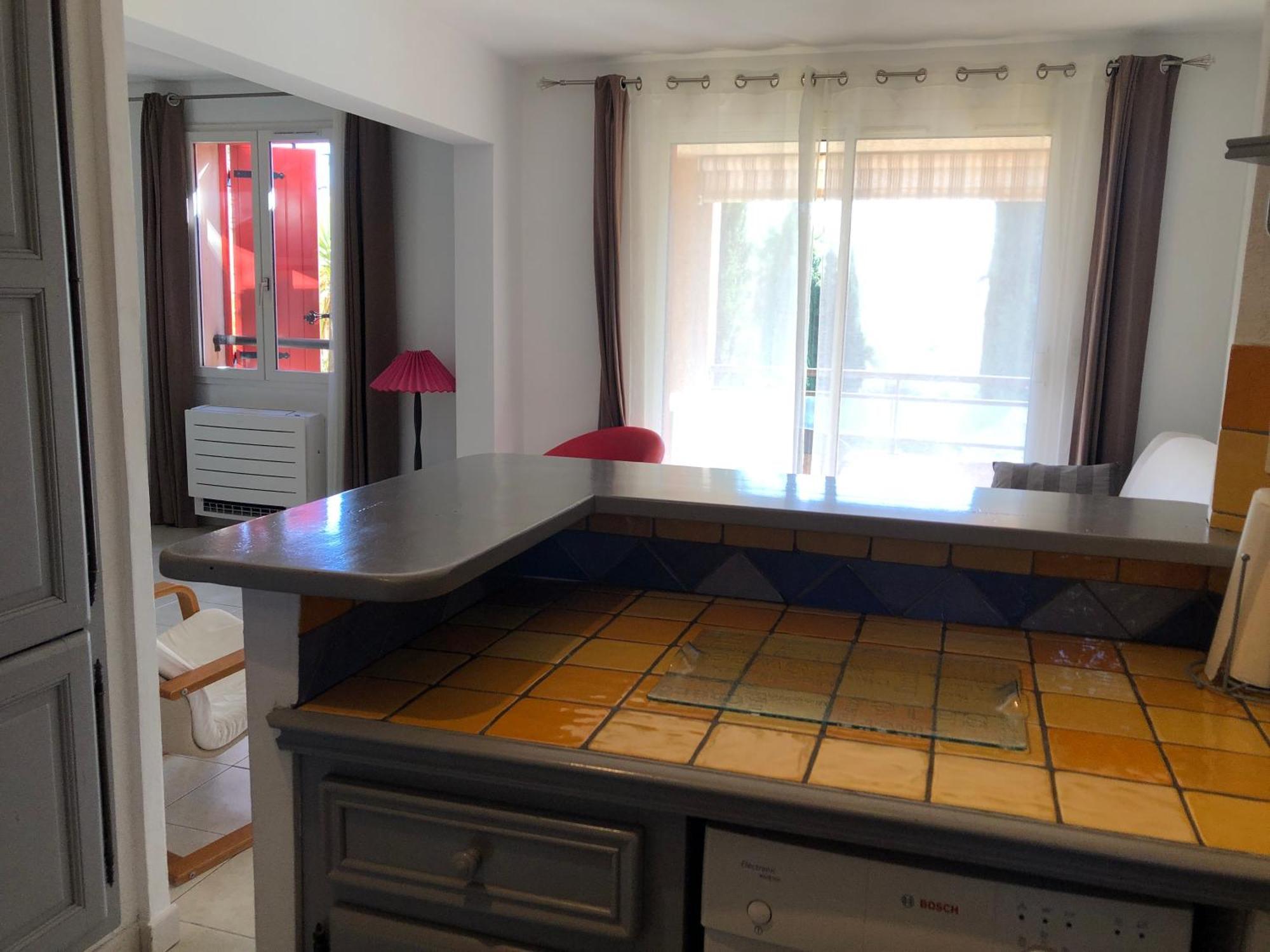 Appartement 60M2 - 2 Chambres A Une Minute Des Plages, Parking Prive سوسيه-لي-بان المظهر الخارجي الصورة