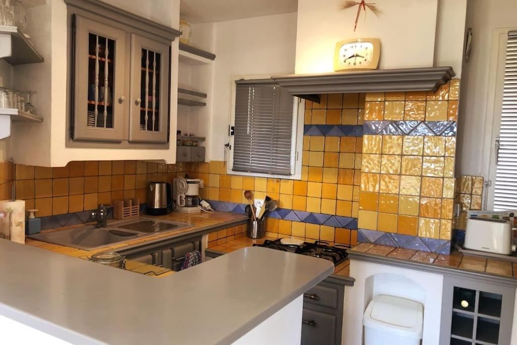 Appartement 60M2 - 2 Chambres A Une Minute Des Plages, Parking Prive سوسيه-لي-بان المظهر الخارجي الصورة