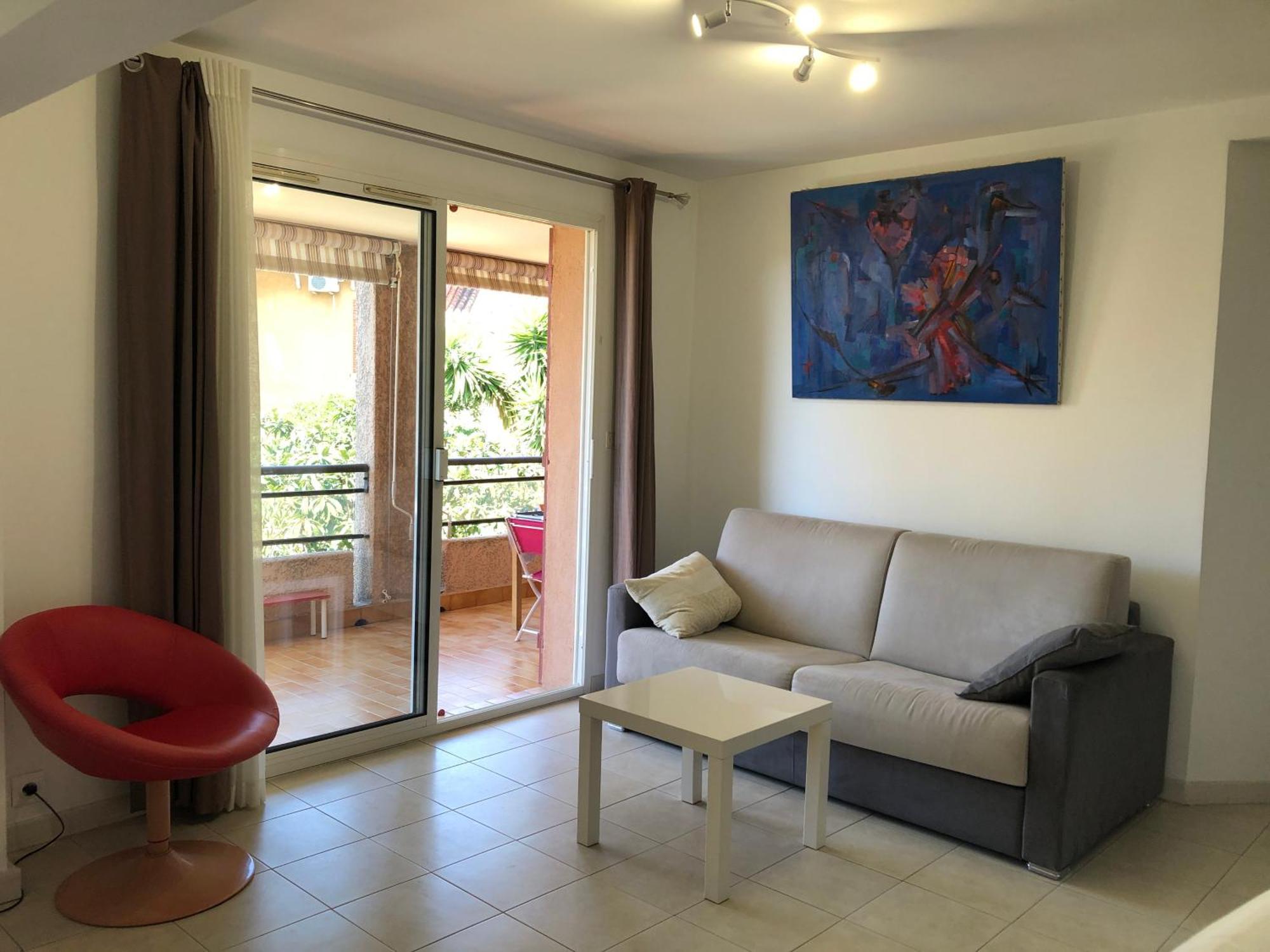Appartement 60M2 - 2 Chambres A Une Minute Des Plages, Parking Prive سوسيه-لي-بان المظهر الخارجي الصورة