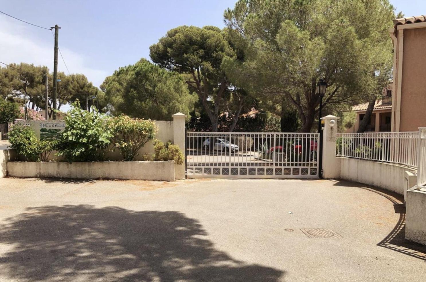 Appartement 60M2 - 2 Chambres A Une Minute Des Plages, Parking Prive سوسيه-لي-بان المظهر الخارجي الصورة