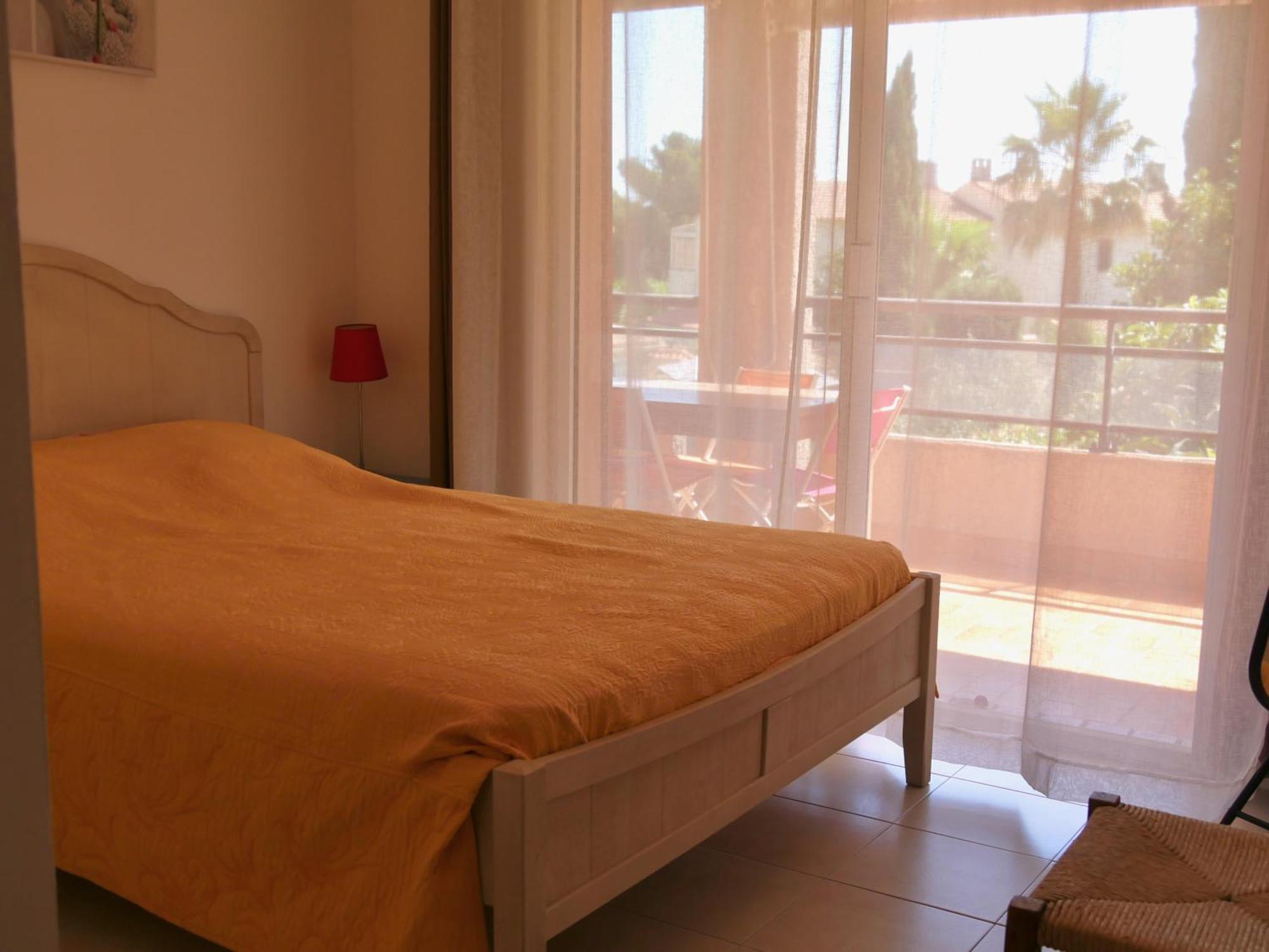 Appartement 60M2 - 2 Chambres A Une Minute Des Plages, Parking Prive سوسيه-لي-بان المظهر الخارجي الصورة