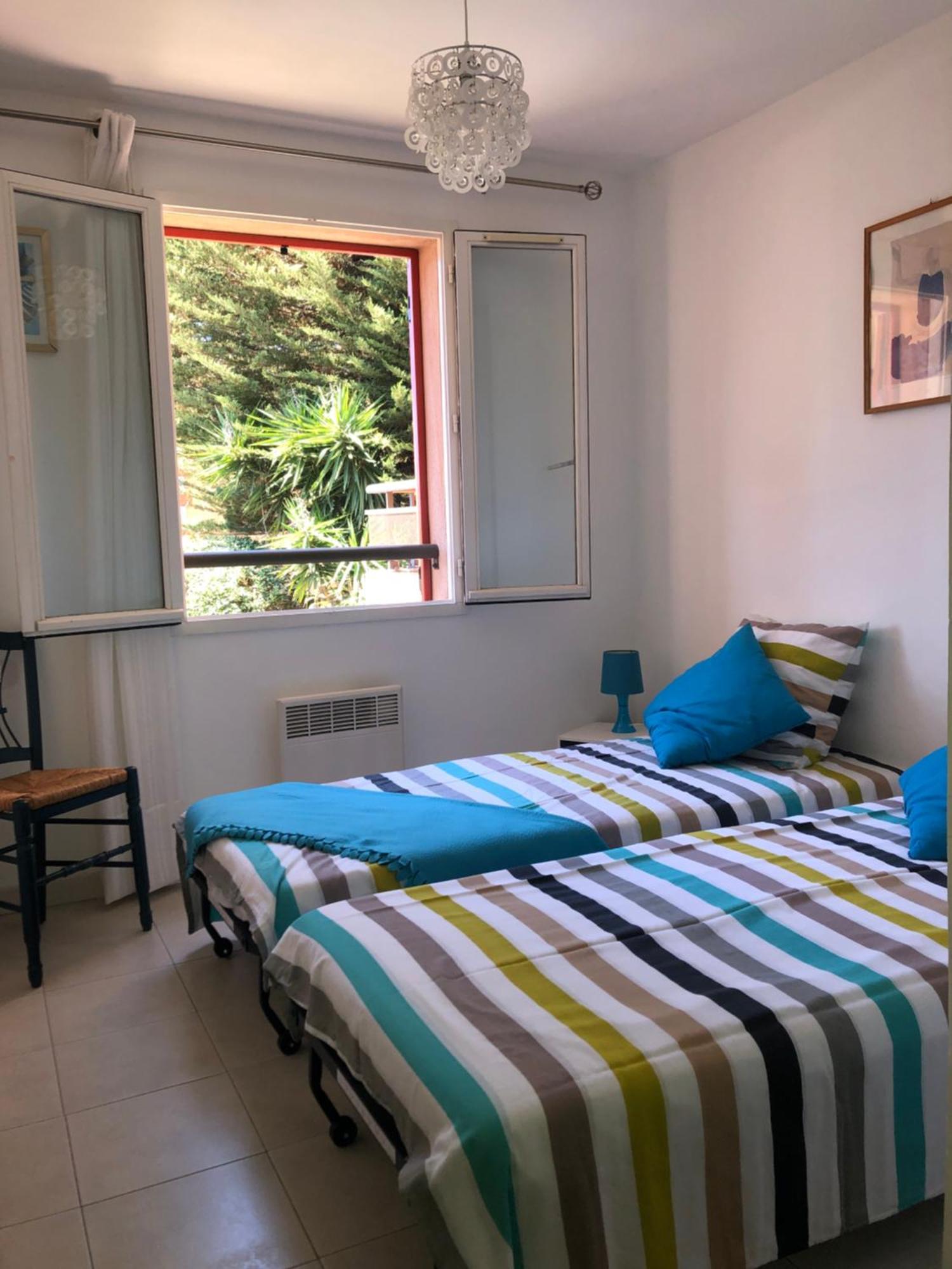 Appartement 60M2 - 2 Chambres A Une Minute Des Plages, Parking Prive سوسيه-لي-بان المظهر الخارجي الصورة